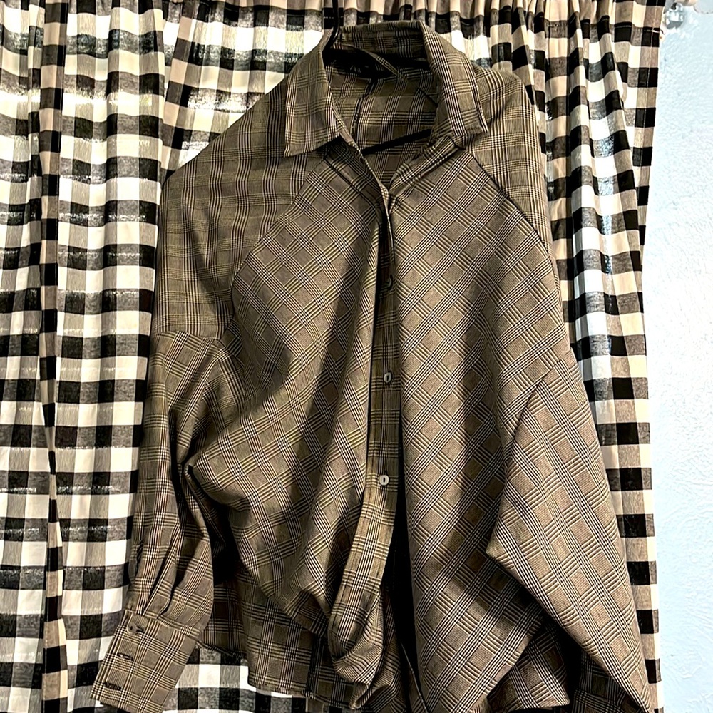 Gorgeous Zara blouse size L
